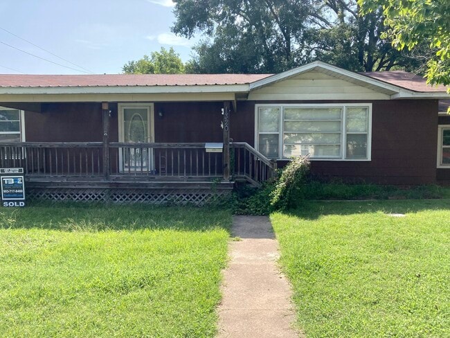 Building Photo - 1320 Stephens Ave