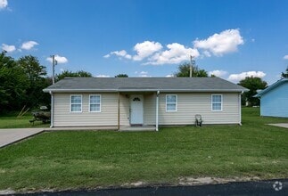 Building Photo - 609 W Johnson