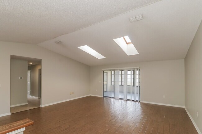 Foto del edificio - 8552 Bridgewater Dr