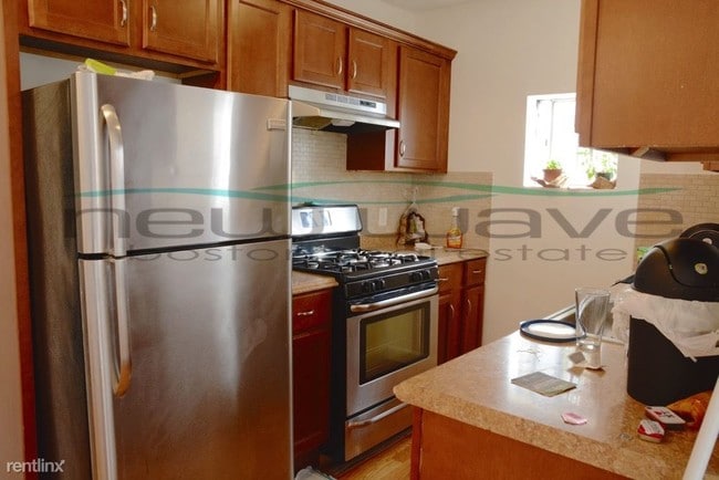 Building Photo - 1 br, 1 bath  - 2 Greenwich St # 1