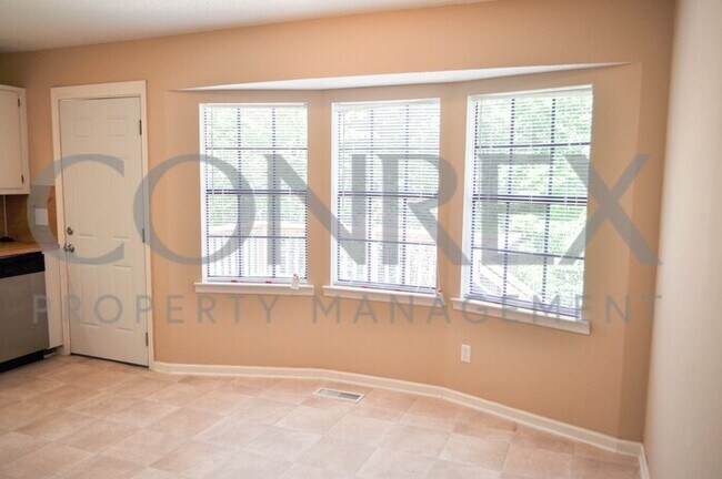Building Photo - Impressive Home in Pinson, Available Now!