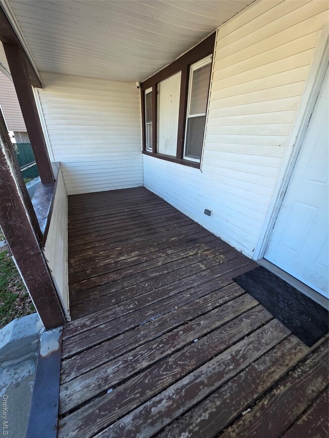 Building Photo - 185 S Franklin St