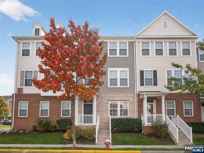 Building Photo - 4 Wesmont Drive