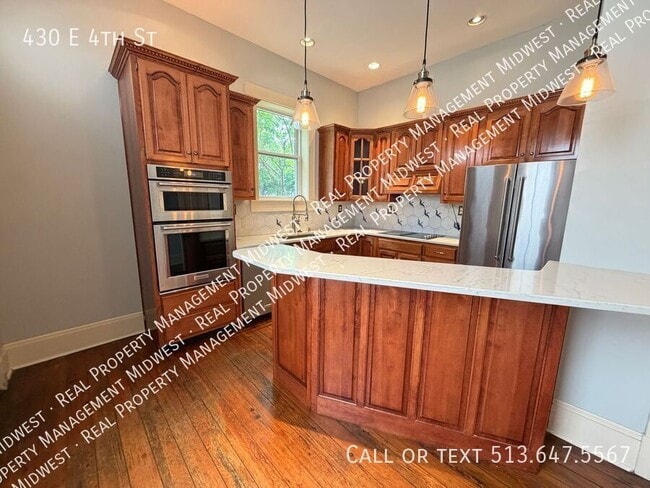 Foto del edificio - 430 E 4th St