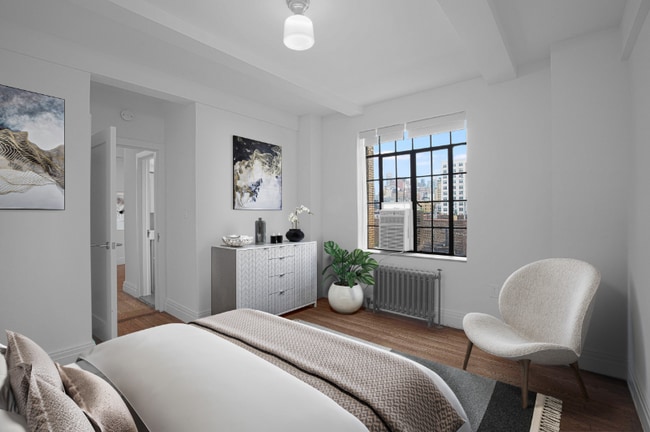 Building Photo - 436 W 21st St