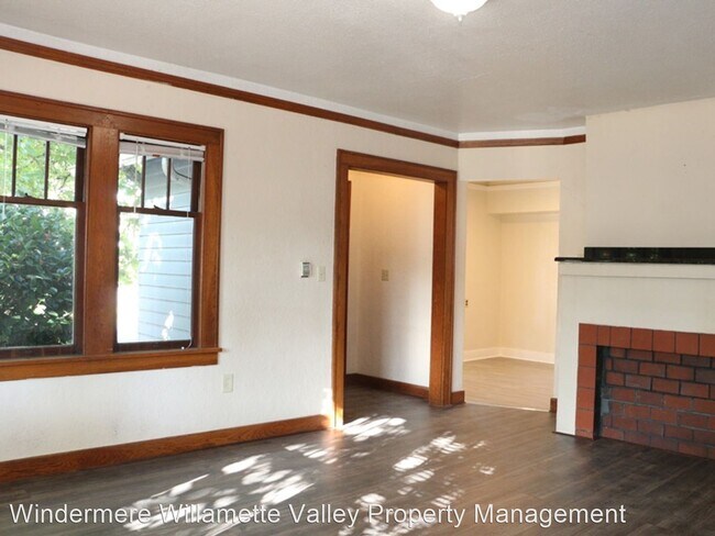 Building Photo - 5 br, 2 bath House - 1762 NW Harrison Blvd