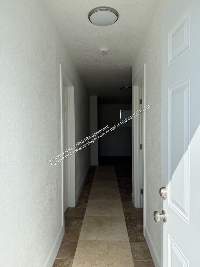 Foto del edificio - 2315 Legion Ave