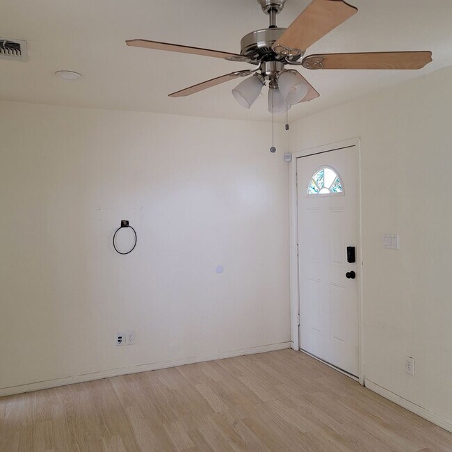 Foto del edificio - Rental