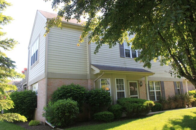 Foto del edificio - 314 Crystal Ridge Dr