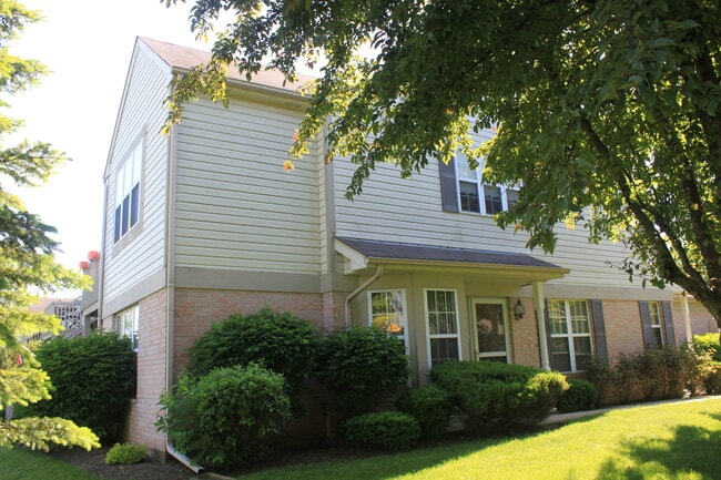 Building Photo - 314 Crystal Ridge Dr