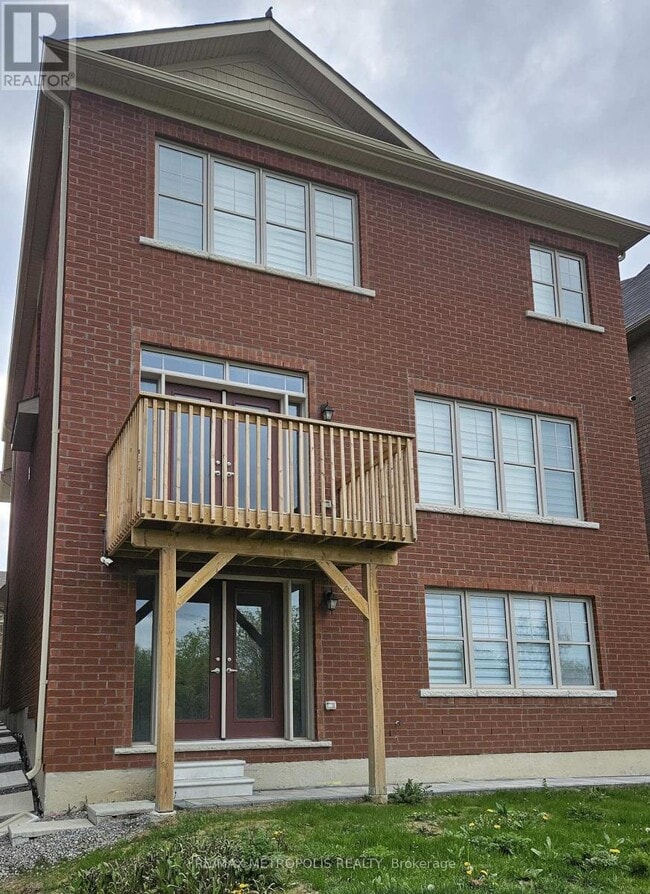 Building Photo - 99 Bremner St
