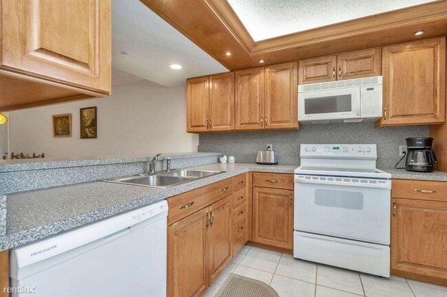 Building Photo - 2 br, 2 bath House - 1501 Marina Isle Way ...