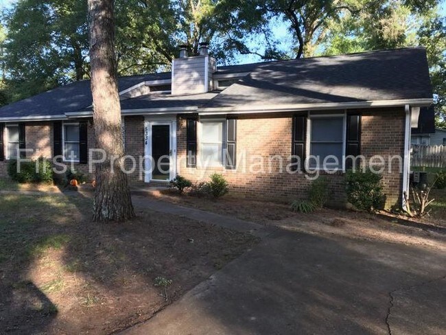 Foto del edificio - 5334 Matthews Dr