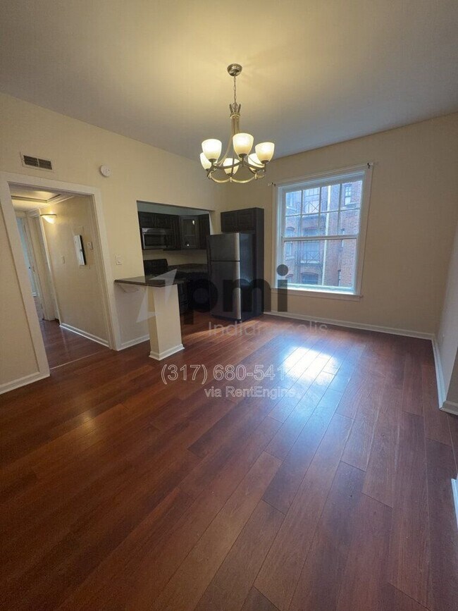 Foto del edificio - 126 E Vermont St