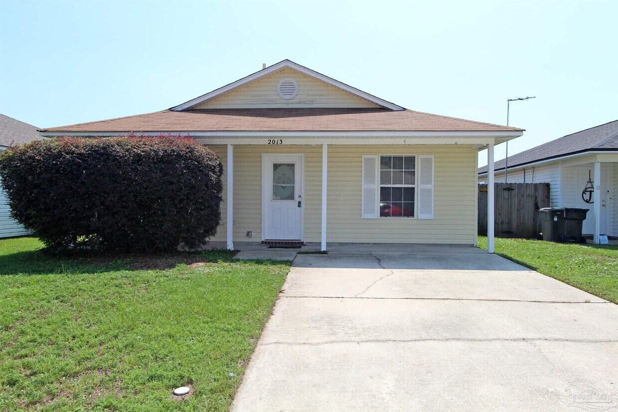 Primary Photo - 2013 Marquesas Ln