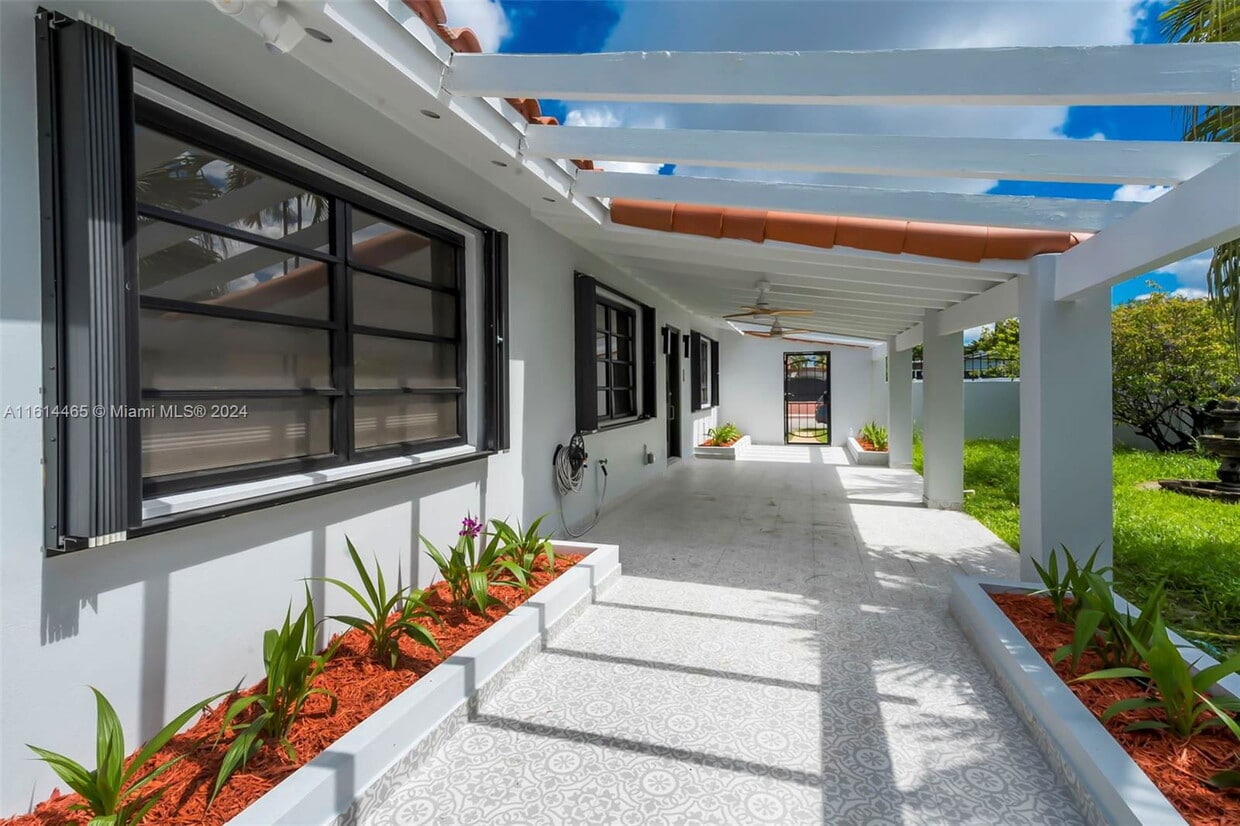 Photo - 7150 Southwest 17th Terrace, Miami, FL 33155 - 3 BR 2.5 BA Single-Family Home