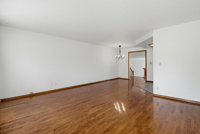 Foto del edificio - Beautifully Maintained Home in La Mesa — 3 Bed / 2 Bath | 1,600 Sq Ft