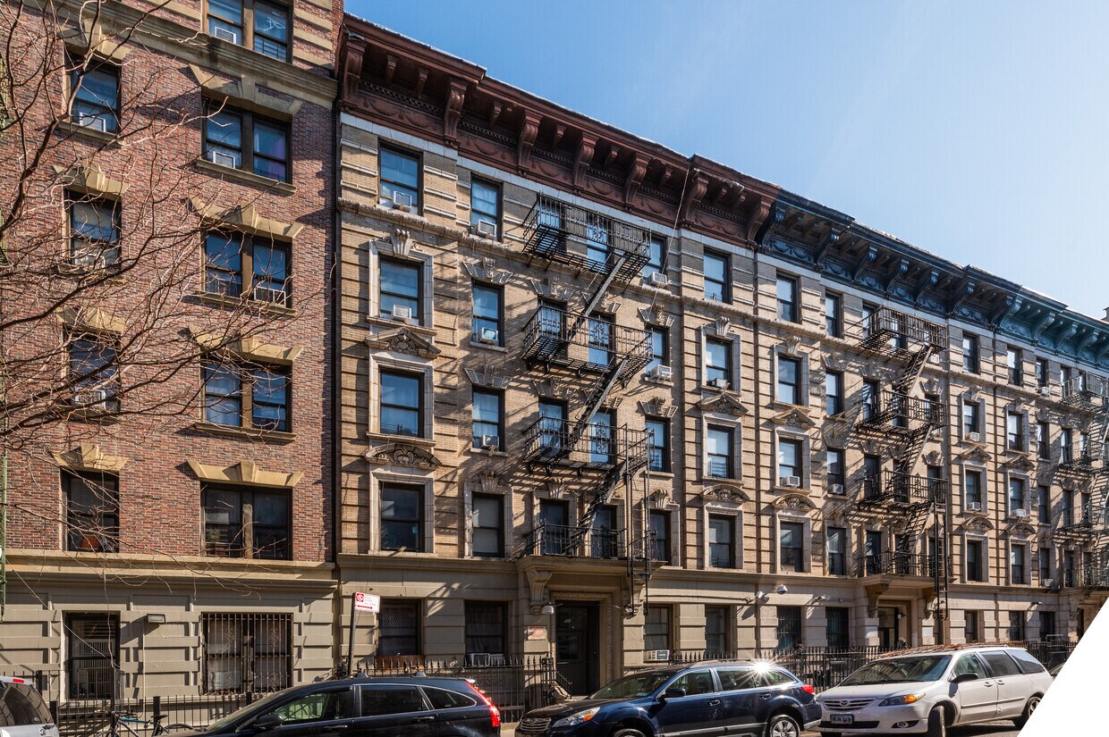 Fotografía del edificio - 533 W 151st St