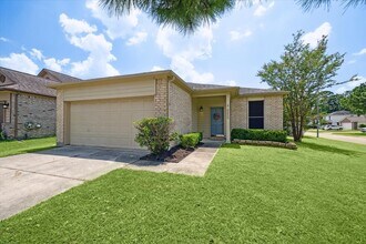Building Photo - 22035 Holly Branch Dr