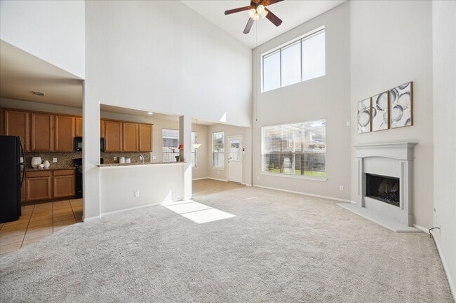 Foto del edificio - 831 Glen Abbey Dr