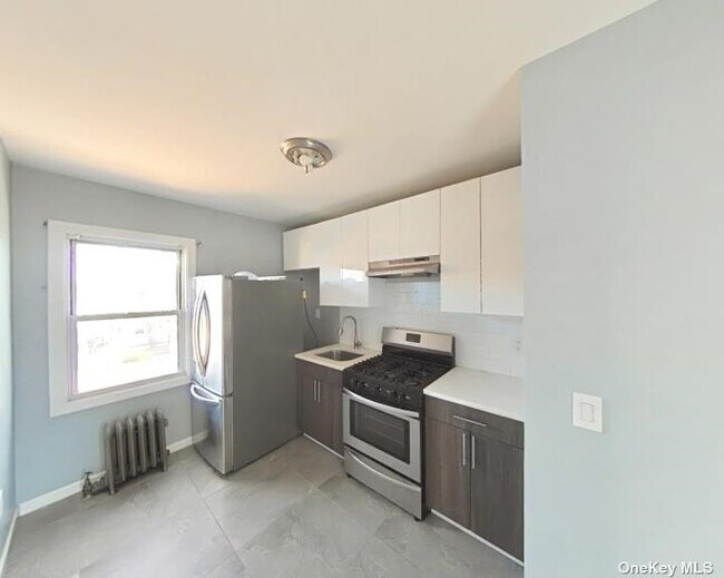 Foto del edificio - 109-64 202nd St