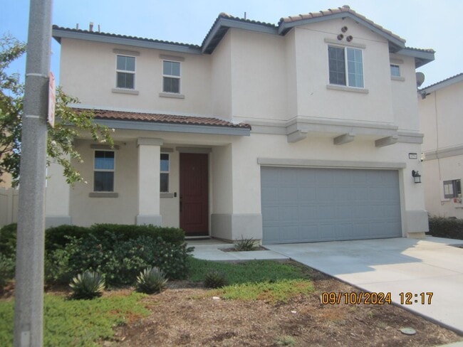 Luxury Single Family Home in Moreno Valley - Luxury Single Family Home in Moreno Valley