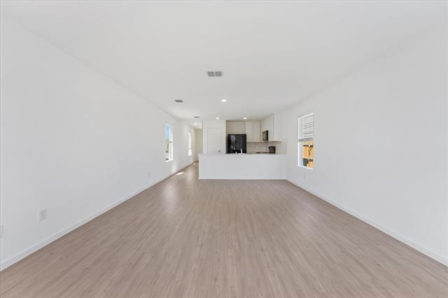Foto del edificio - 6845 Bramblewood Dr