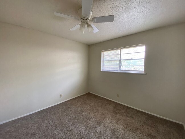 Building Photo - MUST SEE!!!!! Newly rehabbed 3 bedroom 2 b...