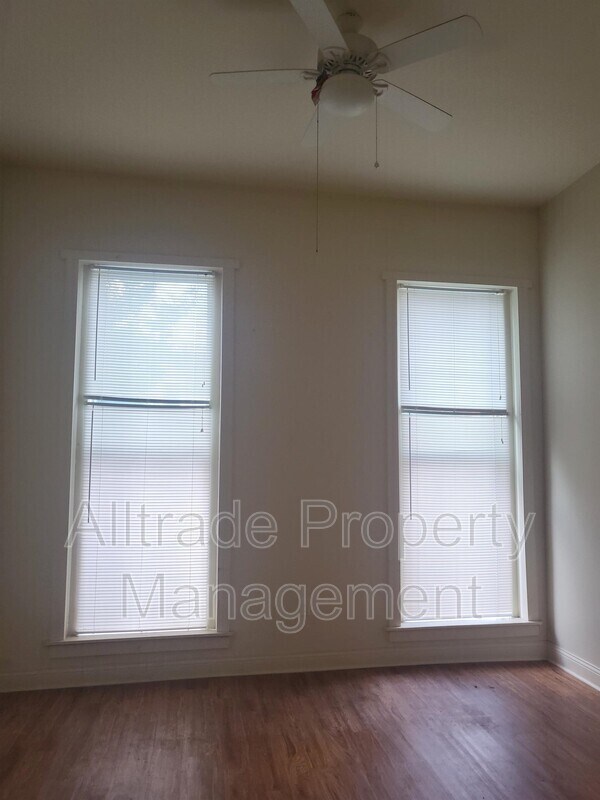Building Photo - 2131 W Muhammad Ali Blvd