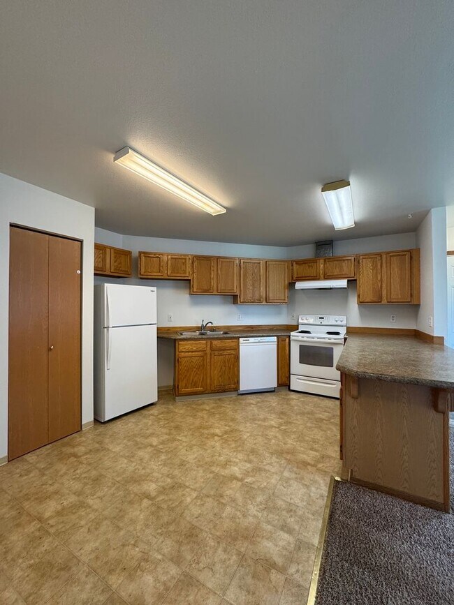 Foto del edificio - 907 E White Birch Ave