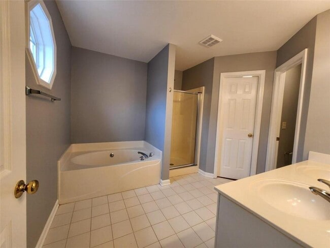 Building Photo - 3542 Spring View Ct