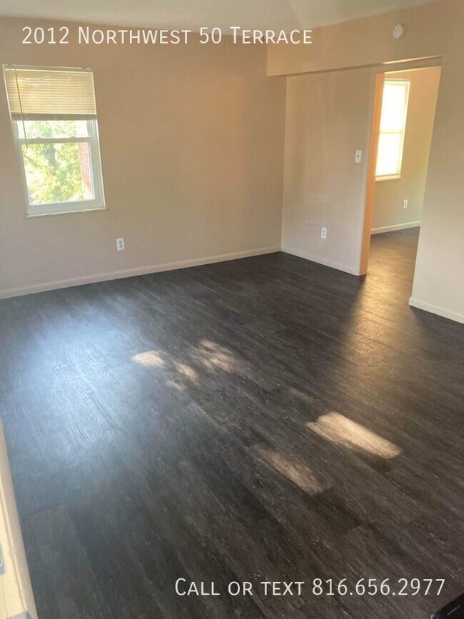 2012 NW 50 Terrace, Northmoor, MO 64151 Room for Rent in Northmoor