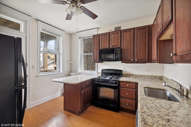 Foto del edificio - 1444 W Berwyn Ave