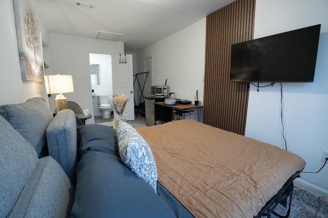 Foto del edificio - 3447 Highland Pine Way