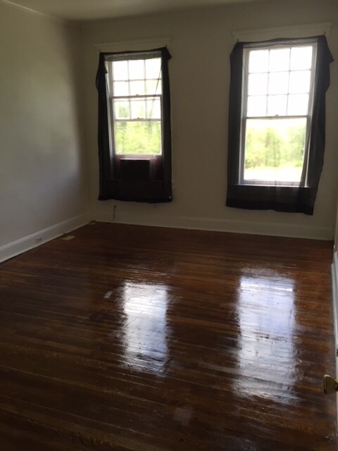 Bedroom 2 - 4033 Bonner Rd