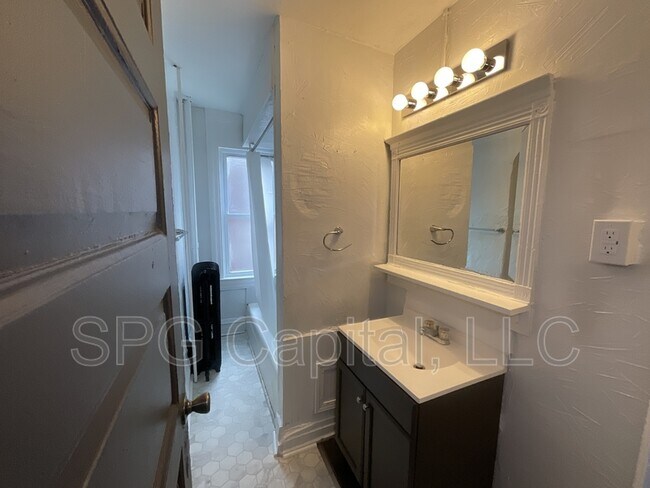 Foto del edificio - 901 W King St