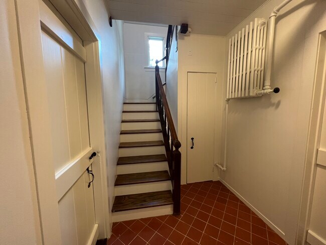 Foto del edificio - 10 Herb Rd