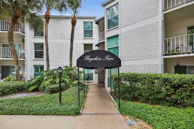 Building Photo - 3325 Bayshore Blvd