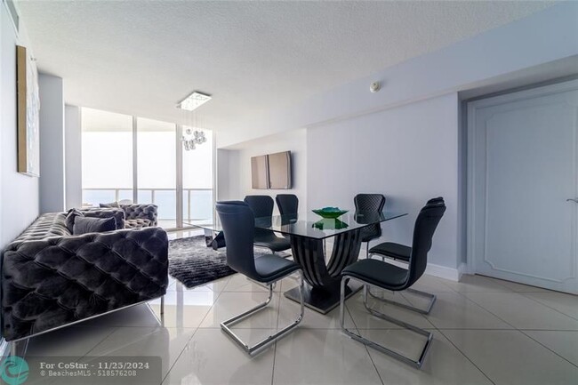 Foto del edificio - 16699 Collins Ave