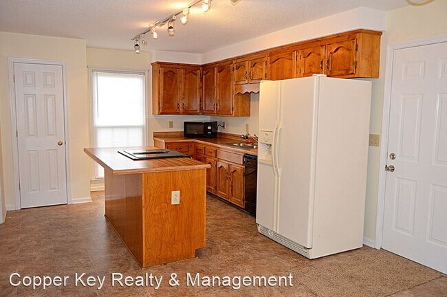 Building Photo - 4 br, 3 bath House - 1487 Brantley Lane