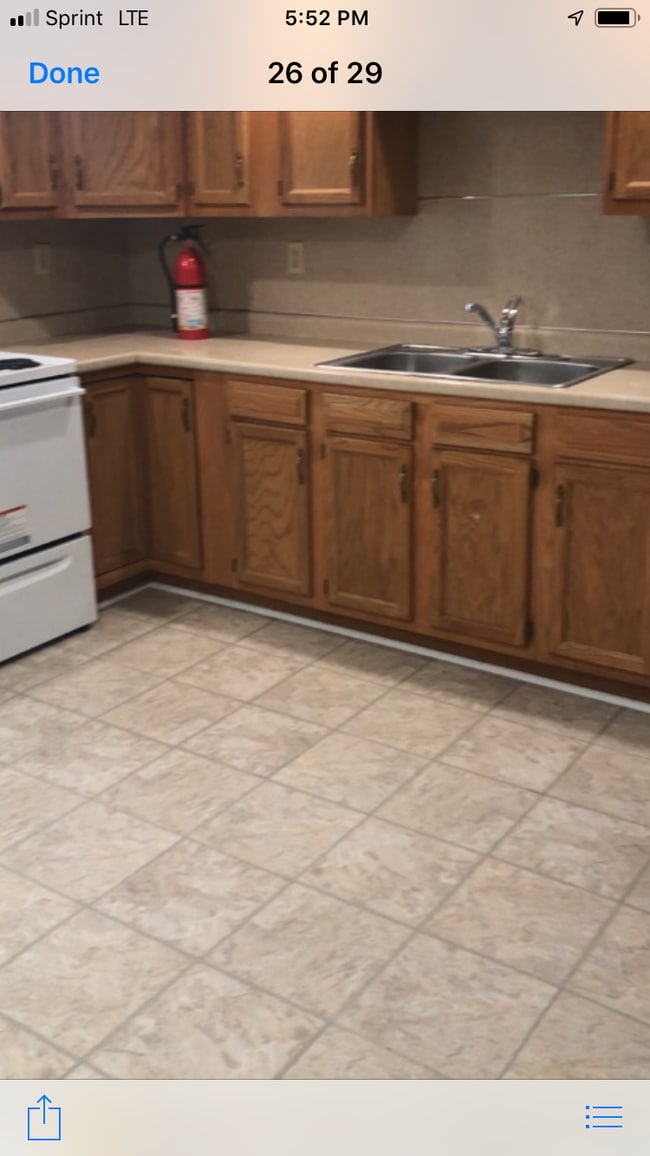 Kitchen - 2727 N 5th Street Hwy