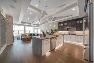 Building Photo - 411 Reid Way