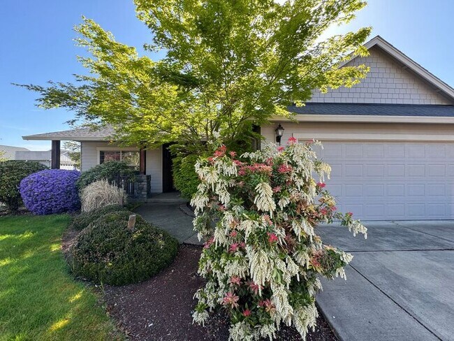 Foto del edificio - 1434 Leaf Ln