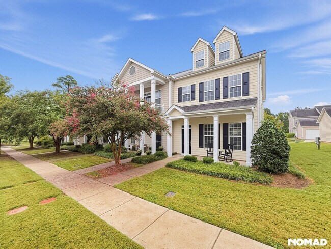 Building Photo - 1042 Philpott Dr
