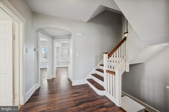 Building Photo - 1609 Upland Ave