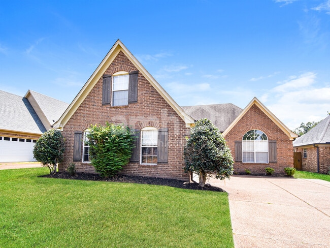 Building Photo - 4288 Genevieve Dr