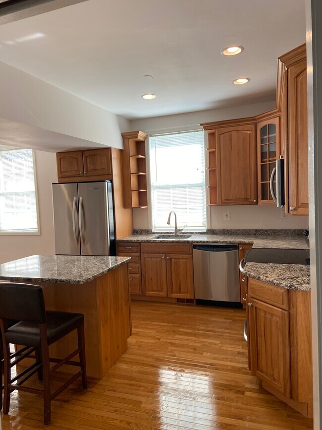 20 Monticello Dr Unit Shoreham 1 Bedroom Apt, Shoreham, NY 11786 20