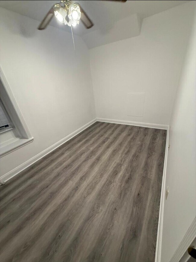 Foto del edificio - 318 Liberty St