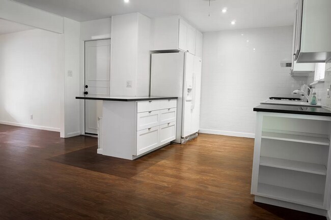 Foto del edificio - 11507 Whitewing Ave