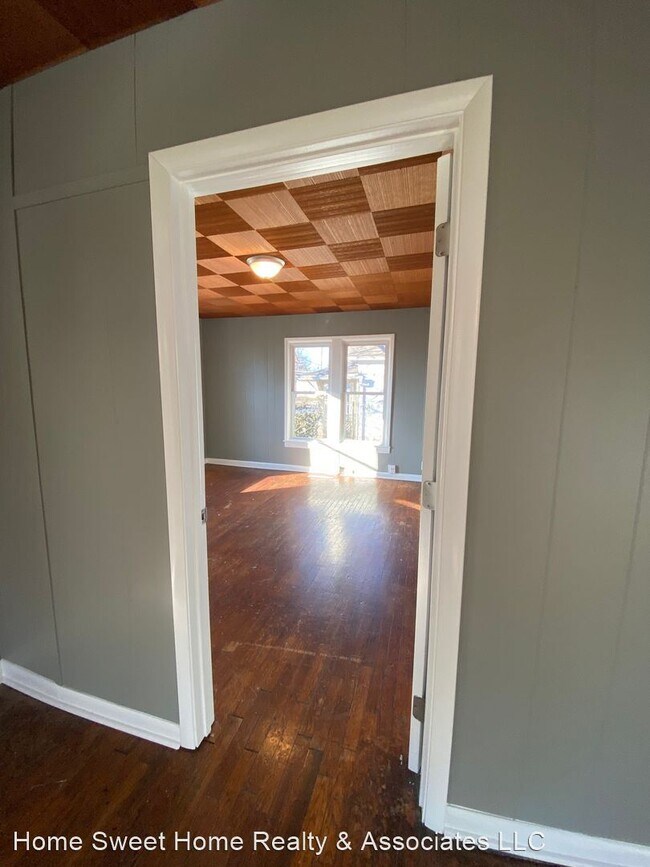Foto del edificio - 3 br, 1 bath House - 1203 W State St